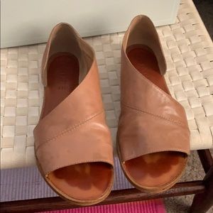 1. State leather sandel